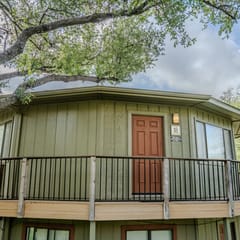 Peaceful Lakeview Treehouse near golfing, Austin/San Antonio [#18 Yucca]