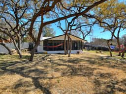 Cozy Hill Country Home with Screened Porch - Image 2